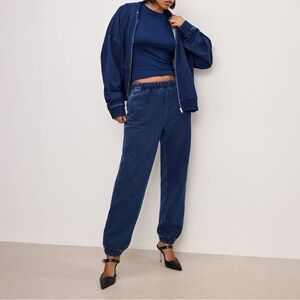 Good American Jeanius Sweatpants - INDIGO